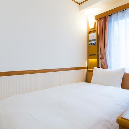 Toyoko Inn Ichinoseki Ekimae Exteriör bild