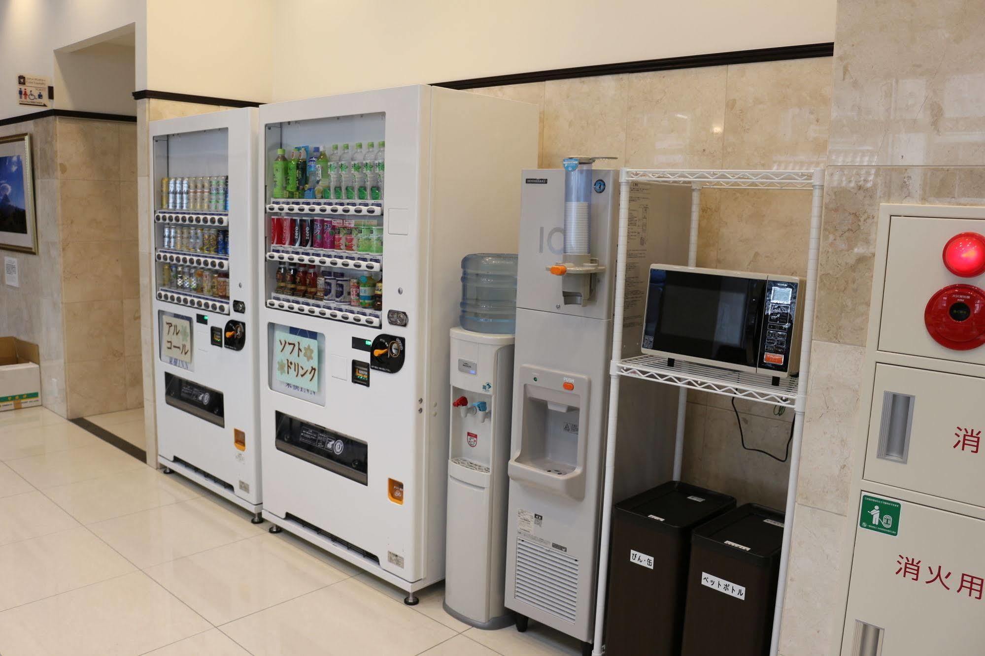 Toyoko Inn Ichinoseki Ekimae Exteriör bild